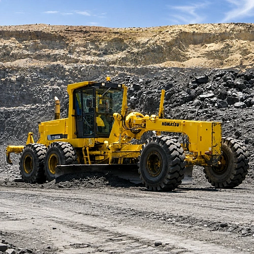 Komatsu GD825