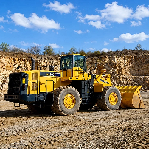 Komatsu WA600-6 / WD600-6